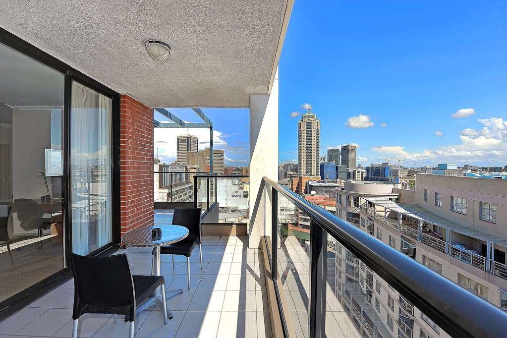 Apx Darling Harbour Hotel